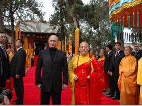 少林寺的商業版圖不斷擴張,少林寺曾8000萬元投多家公司,一個月前以666個註冊商標登上熱搜的少林寺,又遭遇了被出售的風波。